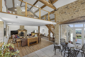 Photo 1- click for photo gallery